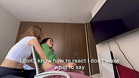 Deja Ese Play! Follame, Mi Prima Lesbiana Favorita!