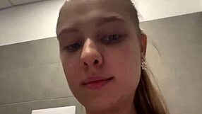 Extreme Fingering Pussy Close Up Anal Plug In Big Ass