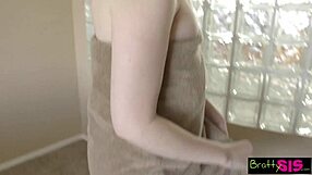 Maya Kendrick Offers Her Pussy For Handjob And Squirting POV