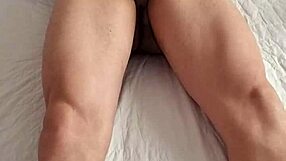 Jeg runker min monsterkuk