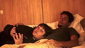 Můj nevlastní bratr mi strká penis do úst, neměl slitování s mou pusinkou a naplnil ji mlékem, zacházel se mnou jako se svou kurvičkou