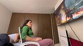 Deja Ese Play! Follame, Mi Prima Lesbiana Favorita!