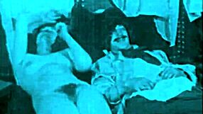 Oh, vintage hairy pussy in retro porn!