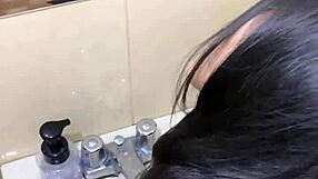 I Fuck Her Quickly in the Bathroom After Meeting at the Party