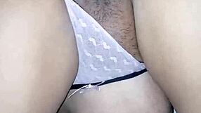 vecina satisfecha por la buena culeada que le doy