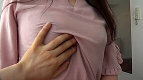 hermosa mujer casada bbw con tetas grandes folla en casa mientras familia ausente grabada varias veces