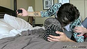 Young Boys Bareback Gay Sex!