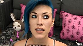 Emo teen gets her stepdad’s big dick after mom leaves