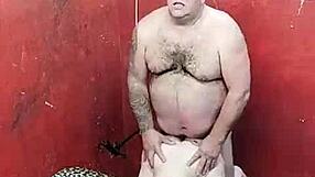 Novinha Loves Being Taken from Behind to Cum!