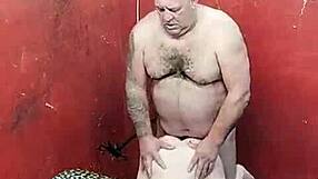 Novinha Loves Being Taken from Behind to Cum!