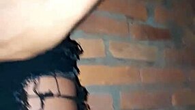 Cuñada cumpliendo apuesta después de la fiesta y acabé corriéndome dentro de ella con rough assfucking