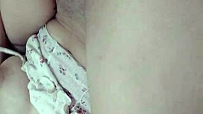 gosta de me ver destruindo minha bucetinha mostro meus seios lindos 😍