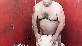 Novinha Loves Being Taken from Behind to Cum!