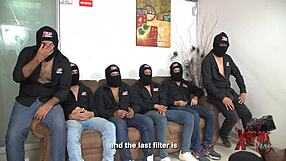 Peruanos pasan casting porno y se cogen a ricas extranjeras