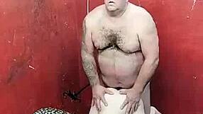 Novinha Loves Being Taken from Behind to Cum!