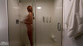 Hotel mix-up turns into a sloppy midnight hook-up with cute redhead