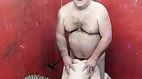 Novinha Loves Being Taken from Behind to Cum!