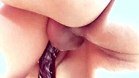 Hei, cum a ajuns profa de yoga desi să fie futută în aer liber?