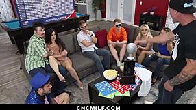 Freeuse Gang in Provocative Sexy Competition with Blowjobs and Ass Play