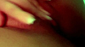 hot girl masturbating alone in amateur video