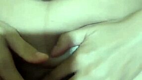 Indonesian amateur bends over for homemade doggystyle pleasure