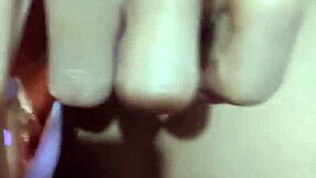 Indonesian amateur bends over for homemade doggystyle pleasure