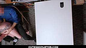 Raven Reign fucks mall cop