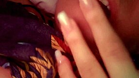 hot girl masturbating alone in amateur video