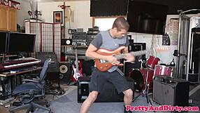 BUSTY BABE SIT ON GUYS COCK AFTER BLOWJOB