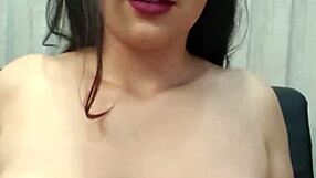 Hera's big ass and tits in homemade video