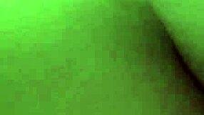 Hey, Vietnamese Babe Getting Wild in Hot Action Tonight! 🔥