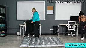 Ebony Masseuse Gives Wet Nuru Massage 😍