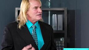 Ebony Masseuse Gives Wet Nuru Massage 😍