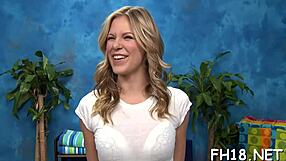 Gadis hot 18+ memek dan mulut dientot keras