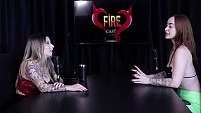 menage feminino teve múltiplos orgasmos pediram pra chupar o pé