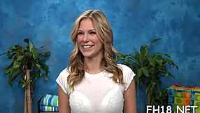 Gadis hot 18+ memek dan mulut dientot keras