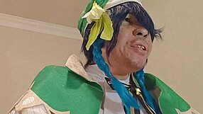 Asian cosplayer gives venti address