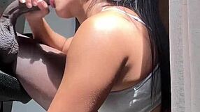 Big booty brunette wants stepbrother