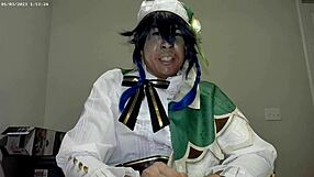 Asian cosplayer gives venti address