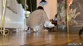 hot cheerleader at photoshoot turns porn casting 😏