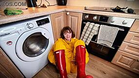 give me a cum and piss party now!