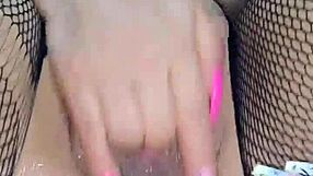 anal dildo stretches huge ass in webcam masturbation