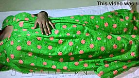 bhabhi big boobs fucking in bathroom