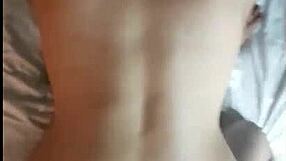 Stor pupper milf rir cowgirl og blir hardknullet