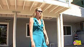 Dausy Layne And Teagan Summers Lick Pussies On Bed In Lesbian Sex