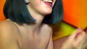 amateur webcam girls teasing with blowjobs and facials, spoken in german