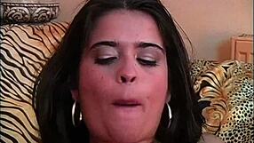 Tvoj jezik in kurac me spravljata ob pamet