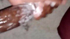 superdarius guy does a quick jerk off before bedtime