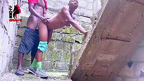 Neighbor's boyfriend gets it on with sexy neighbor's friend