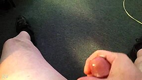 the solo performer explores intense personal desires in a quiet moment